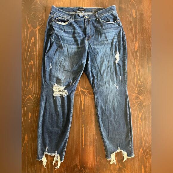 Judy Blue Distressed Slim Fit Jeans - Size 20W - Picture 2 of 5